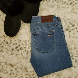 💙50% OFF💙DL1961 KATE JEANS